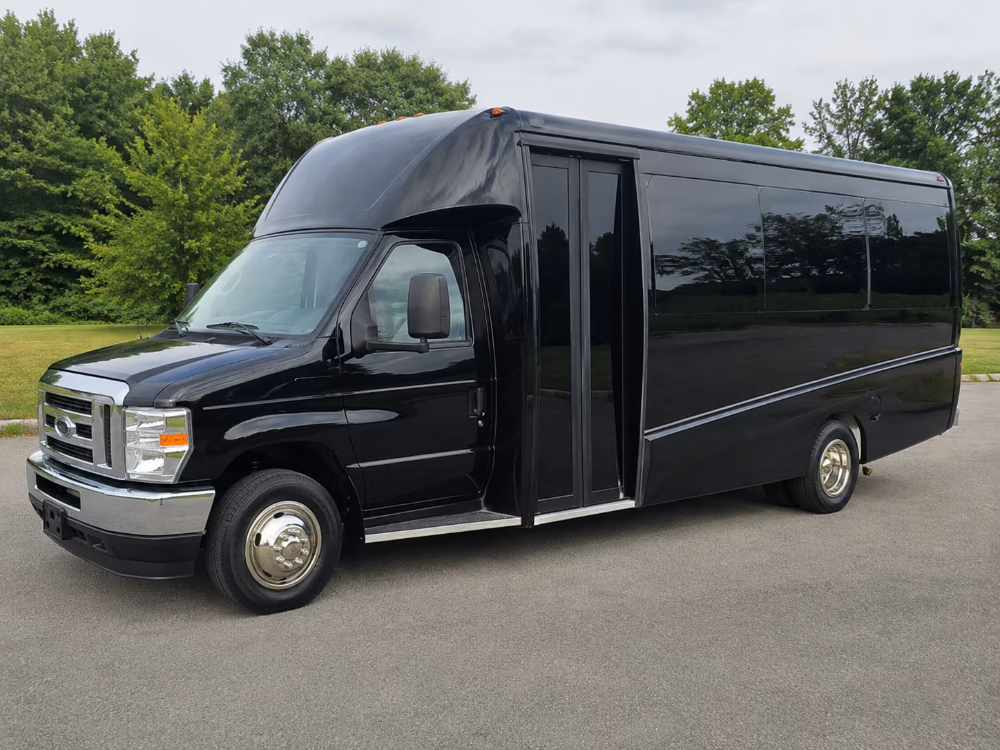 carlsbad airport transportation onboard seating