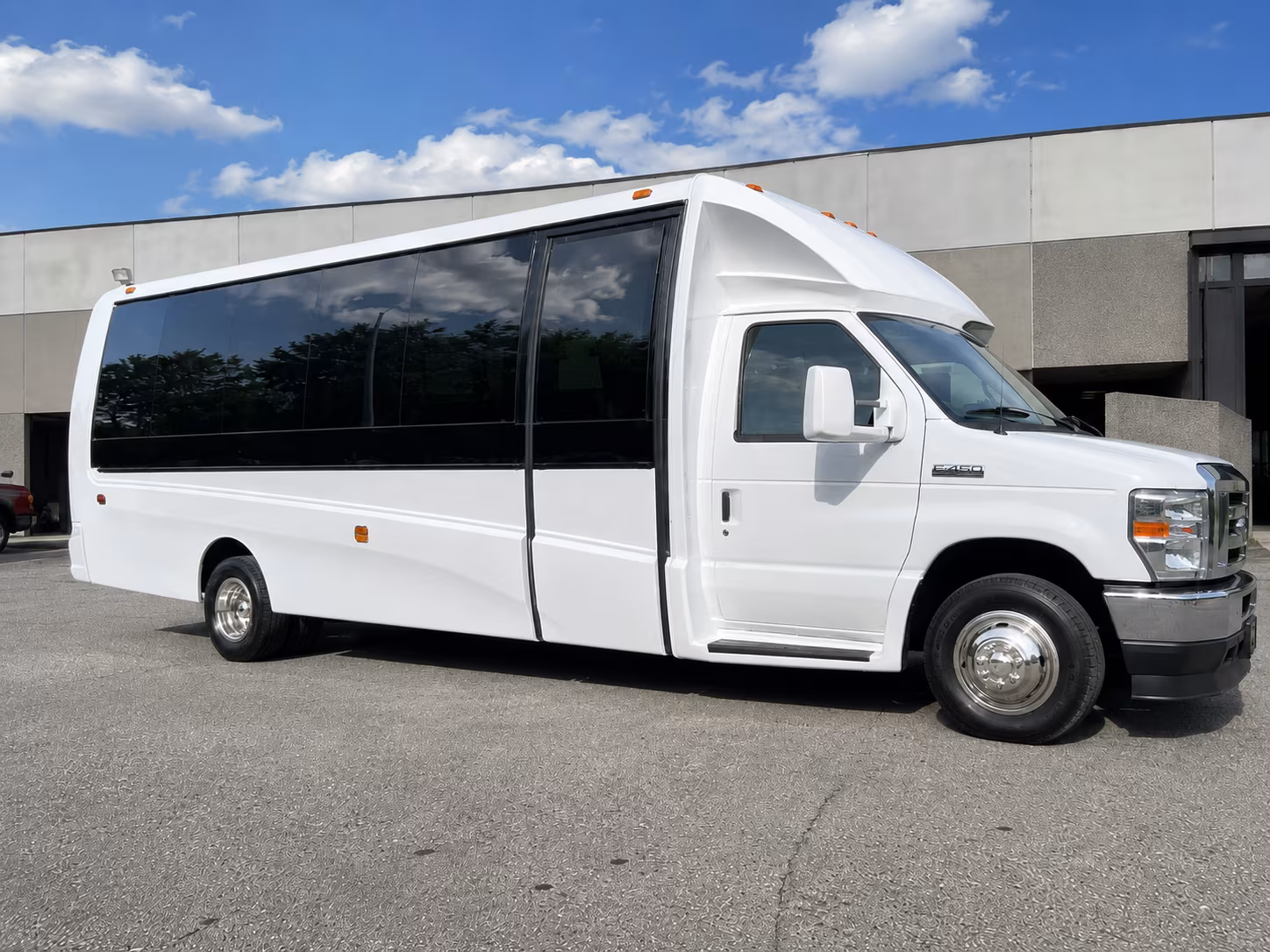 sprinter limos and minibuses for smaller carlsbad prom groups