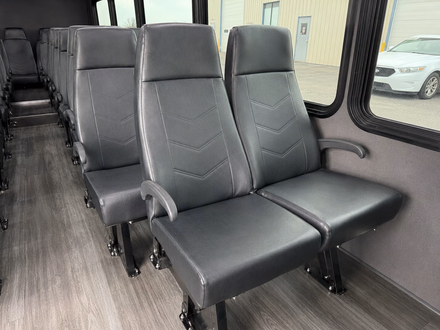 vista conference shuttles and corporate bus rentals in vista